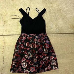 This dress is brand new only wore it once and then outgrew it